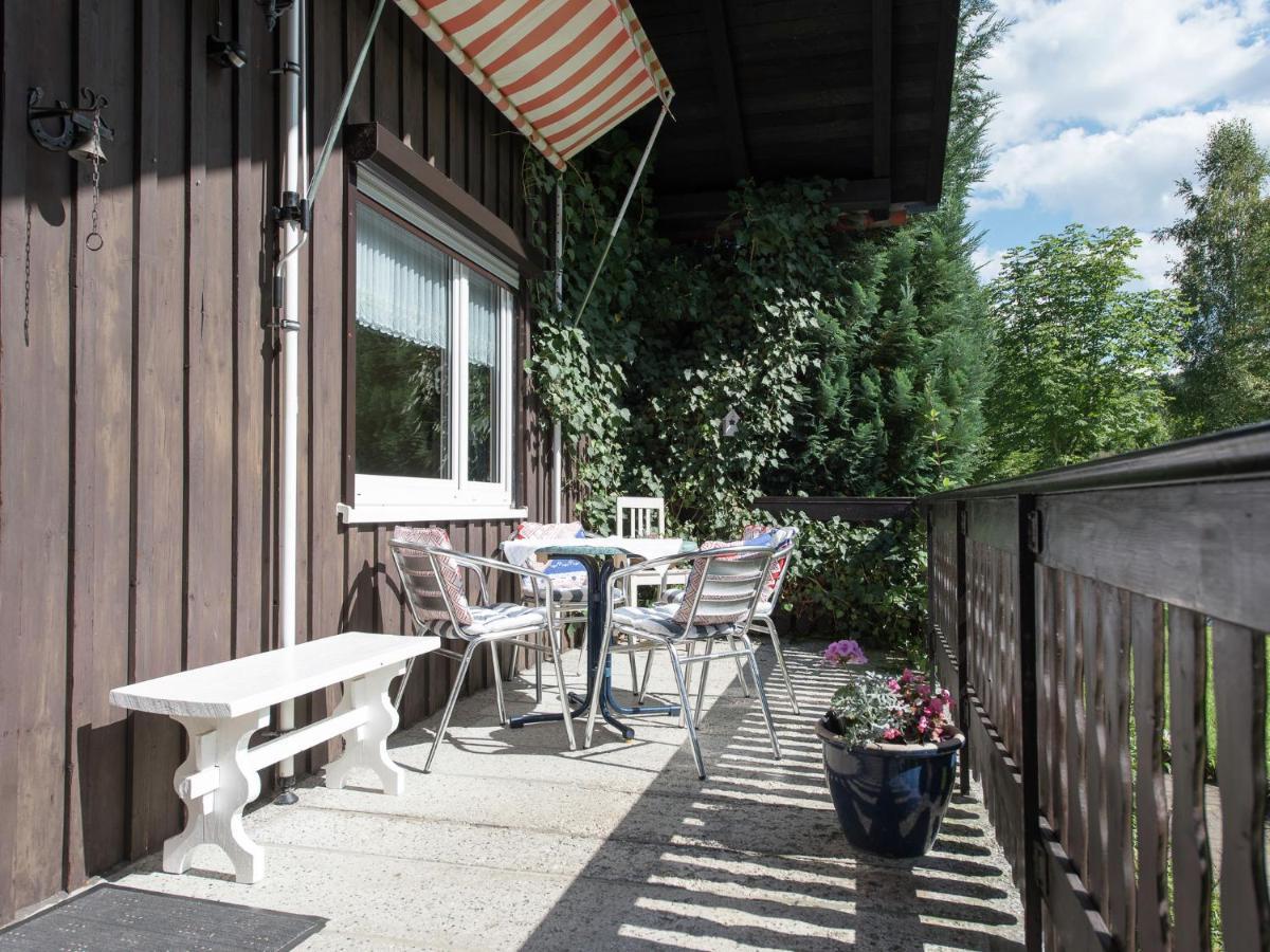 Homey Chalet in Breitenbrunn Rittersgrun with Terrace Exterior foto